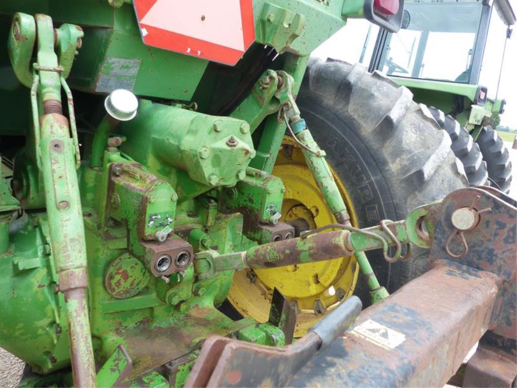 JOHN DEERE 4630 TRACTOR