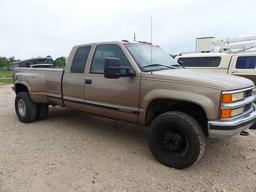 1997 CHEVROLET 3500 4X4 DUALLY  EXTENDED CAB