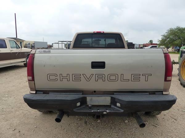 1997 CHEVROLET 3500 4X4 DUALLY  EXTENDED CAB