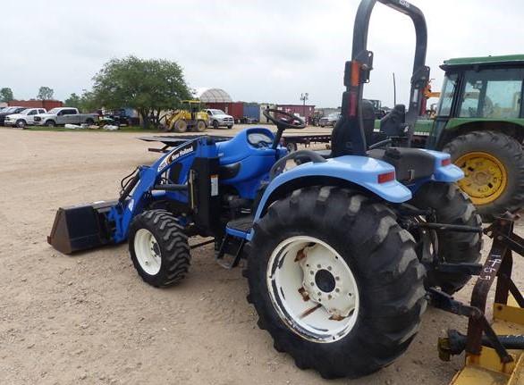 NEW HOLLAND TC45DA HYDROSTAT TRACTOR