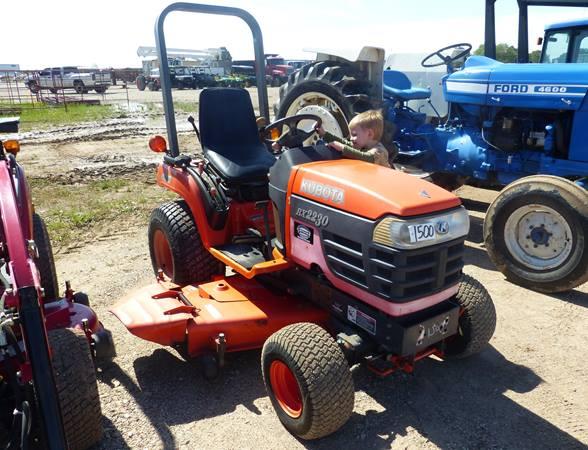 KUBOTA BX 2230D 4x4 TRACTOR