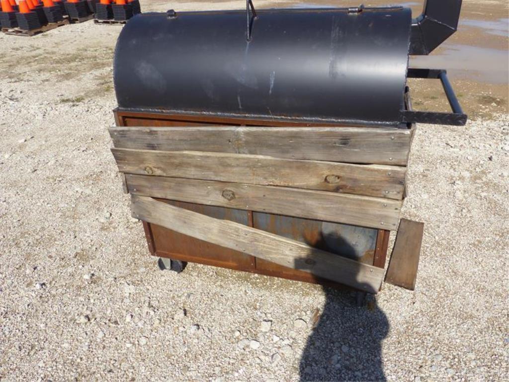 20"X40" BBQ PIT W/COFFIN COOKER