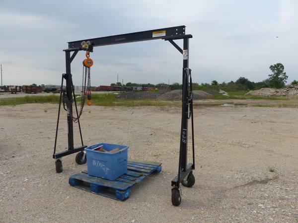 STRONG WAY 2000 LB A FRAME HOIST