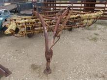 NEW HOLLAND 256 HAY RAKE