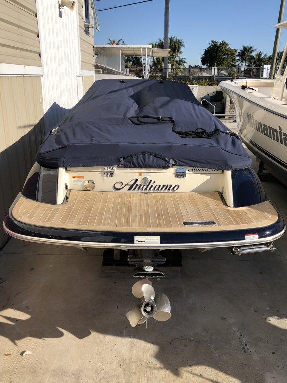 2015 CHRIS CRAFT CORSAIR 25 BOAT