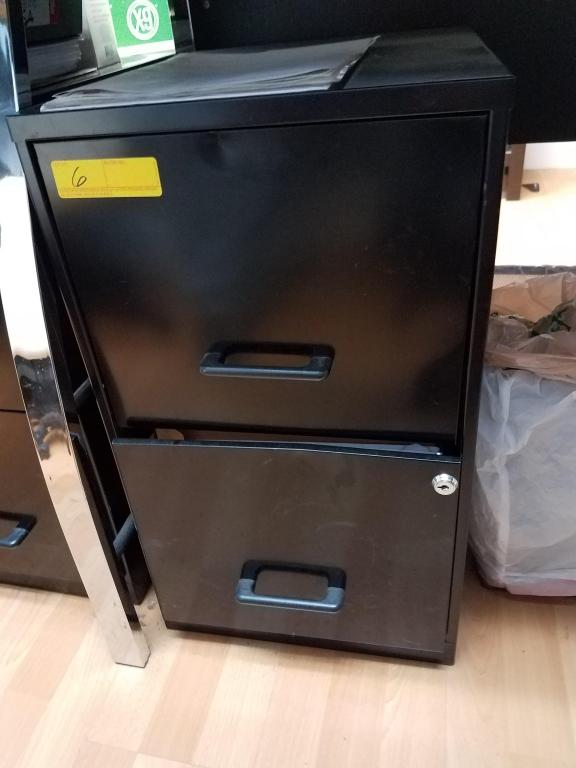 LOT CONSISTING OF: (1) 4 DRAWER METAL FILE CABINET &