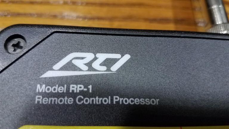 RTI UNIVERSAL REMOTE CONTROL UNIT MODEL T2-C