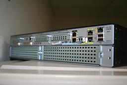 CISCO 2900 SERIES ROUTER MODEL 2921