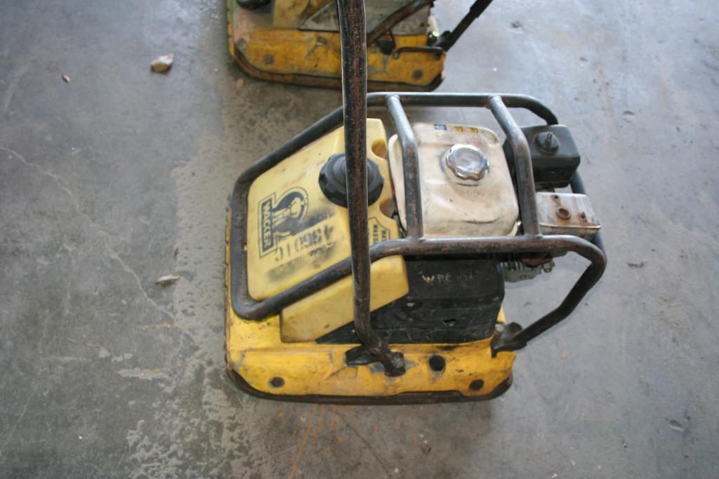 WACKER VIBRATING PLATE COMPACTOR