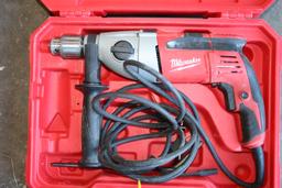 MILWAUKEE 1/2" HAMMER DRILL