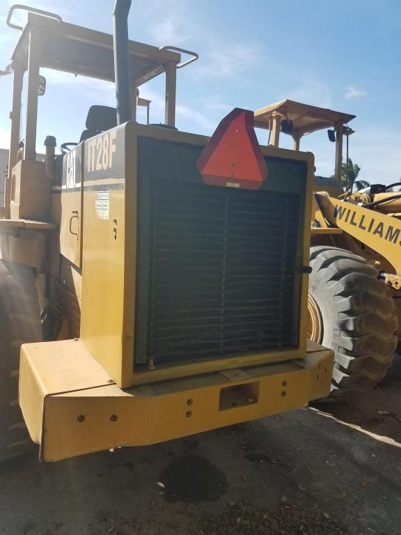 1993 CATERPILLAR FRONT END LOADER