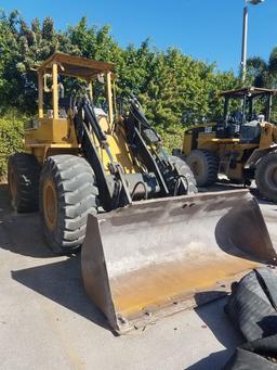 1993 CATERPILLAR FRONT END LOADER