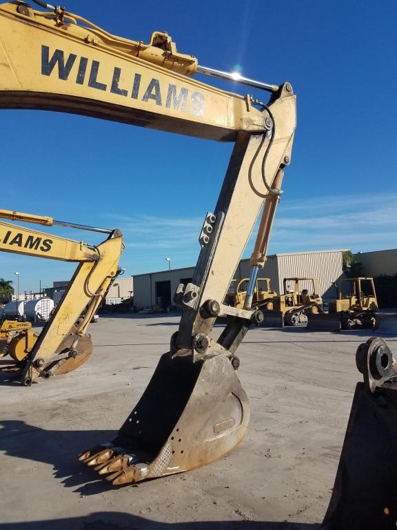 2001 KOMATSU HYDRAULIC EXCAVATOR