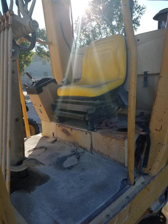 1998 CATERPILLAR GRADER