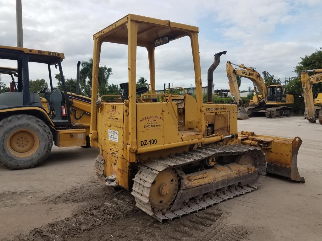 1986 CATERPILLAR BULLDOZER