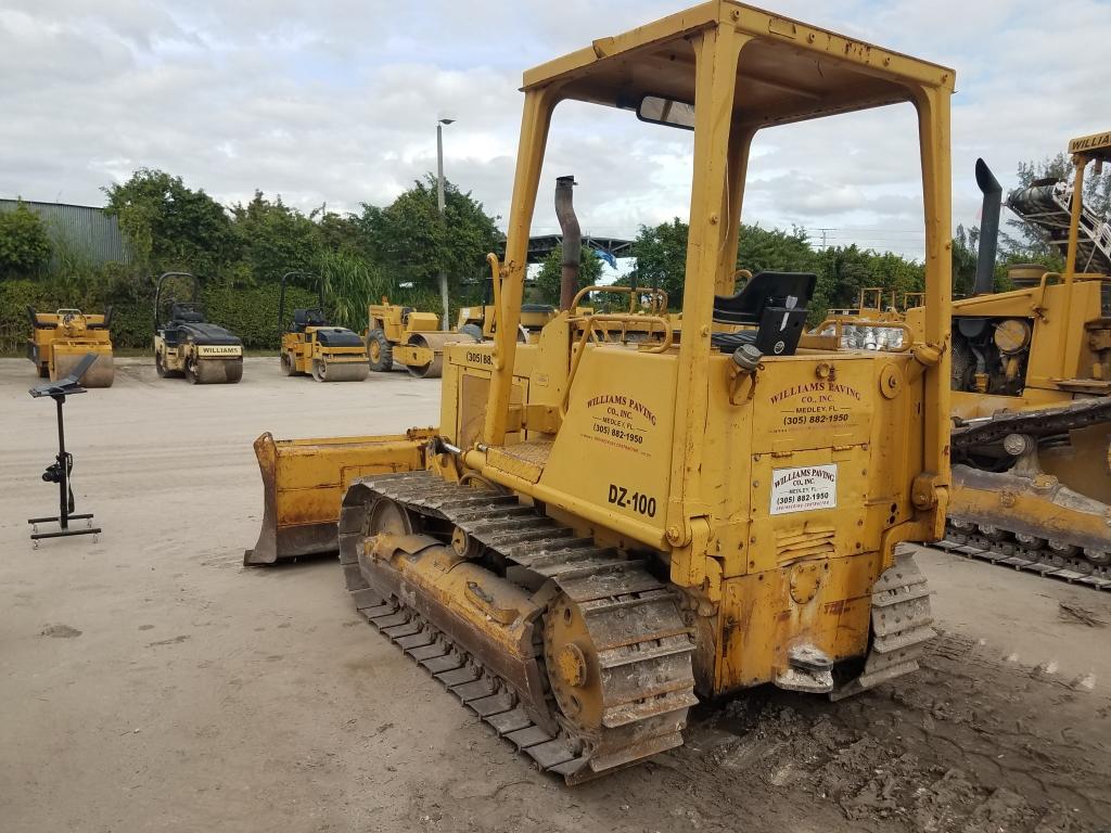 1986 CATERPILLAR BULLDOZER