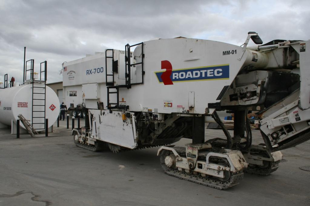 2006 ROADTEC MILLING MACHINE / COLD PLANER