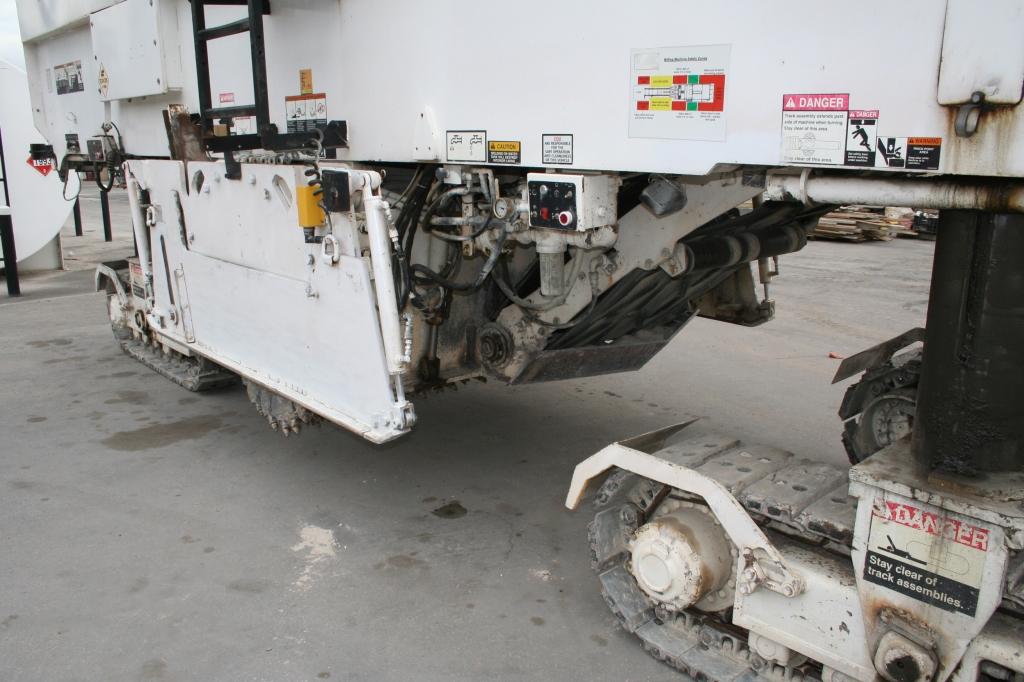 2006 ROADTEC MILLING MACHINE / COLD PLANER