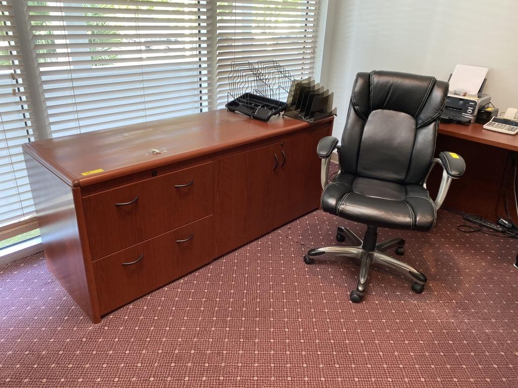 LOT CONSISTING OF OFFICE SUITE