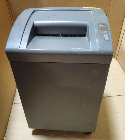 GBC SHREDMASTER PAPER SHREDDER