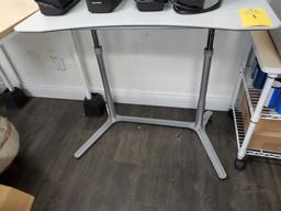 LOT CONSISTING OF OFFICE FURNITURE