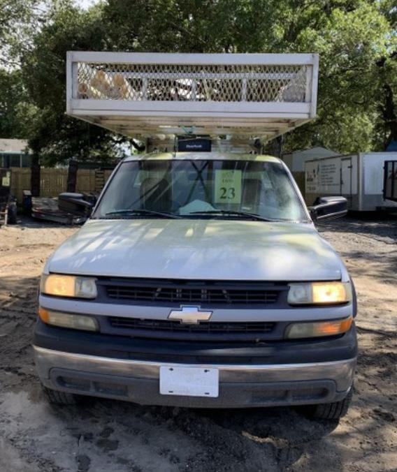 2001 CHEVROLET SILVERADO 2500 REGULAR CAB PICKUP TRUCK WITH UTILITY BED