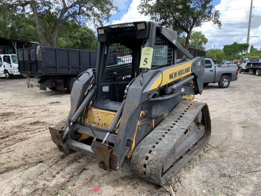 NEW HOLLAND C190 SKID STEER WITH BOOM ATTACHMENT