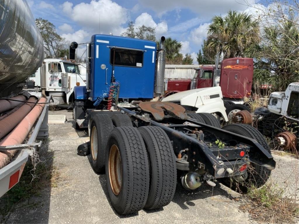 1999 KENWORTH T800 10.3L L6 CATERPILLAR C10 DIESEL