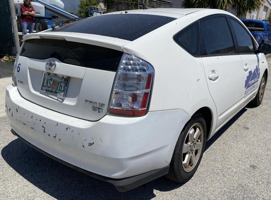 2006 TOYOTA PRIUS (VEHICLE 6)