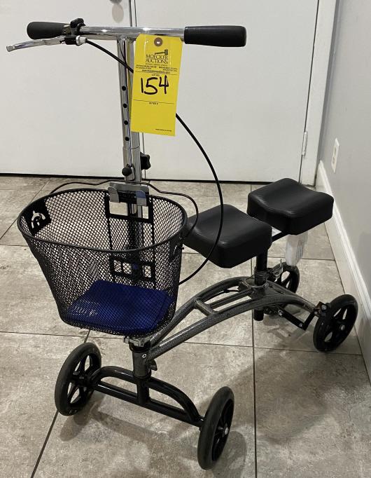 KNEE WALKER SCOOTER