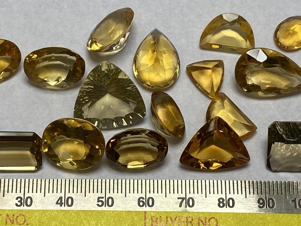 LOT CONSISTING OF LOOSE CITRINE