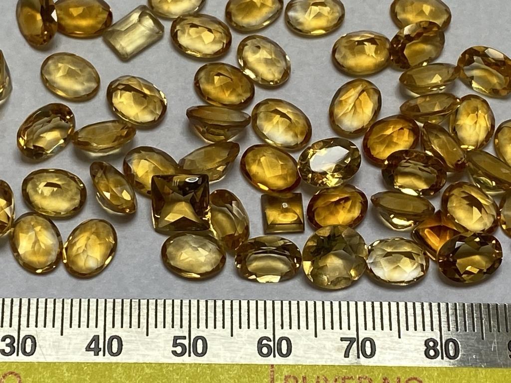 LOT CONSISTING OF LOOSE CITRINE