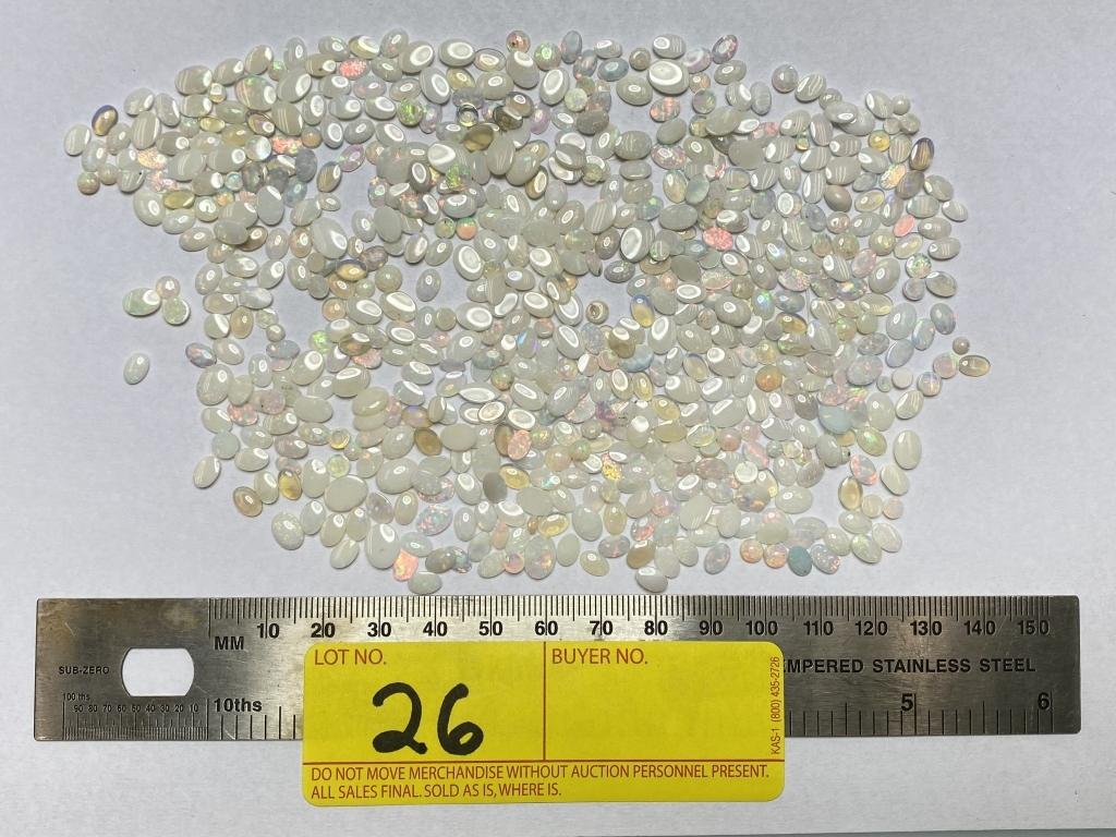 LOT CONSISTING OF LOOSE OPALS