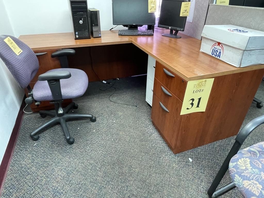 LOT CONSISTING OF L-SHAPED FORMICA DESK