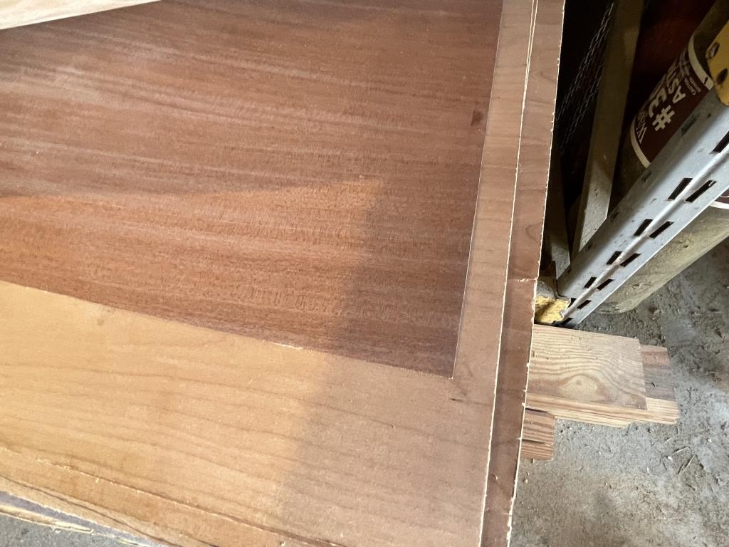 SHEETS OF EXOTIC VENEER CONSISTING OF