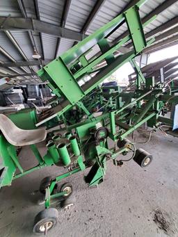 RENALDO 3 ROW MANUAL TRANSPLANTER IMPLEMENT