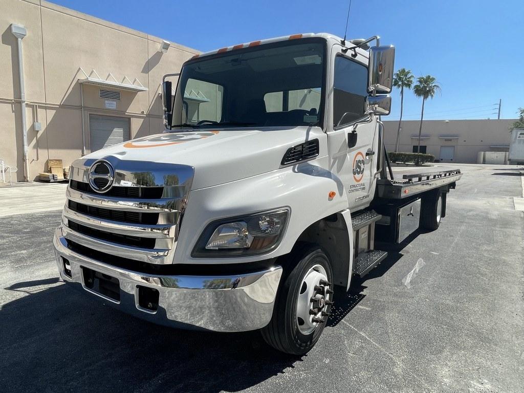 2019 HINO MODEL 258 FLATBED VEHICLE CARRIER