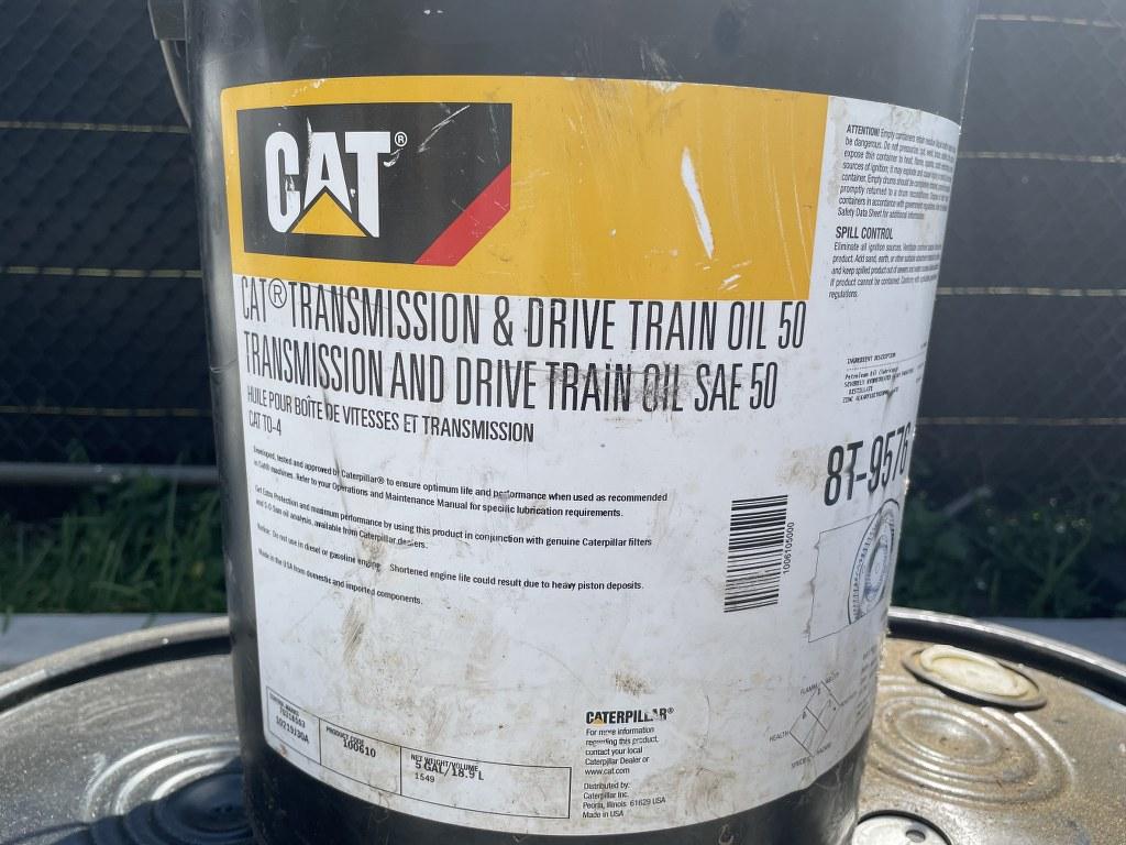 LOT CONSISTING OF (4) 5 GALLON DRUM OF HYDRAULIC FLUID (3) AND TRANSMISSION OIL (1)