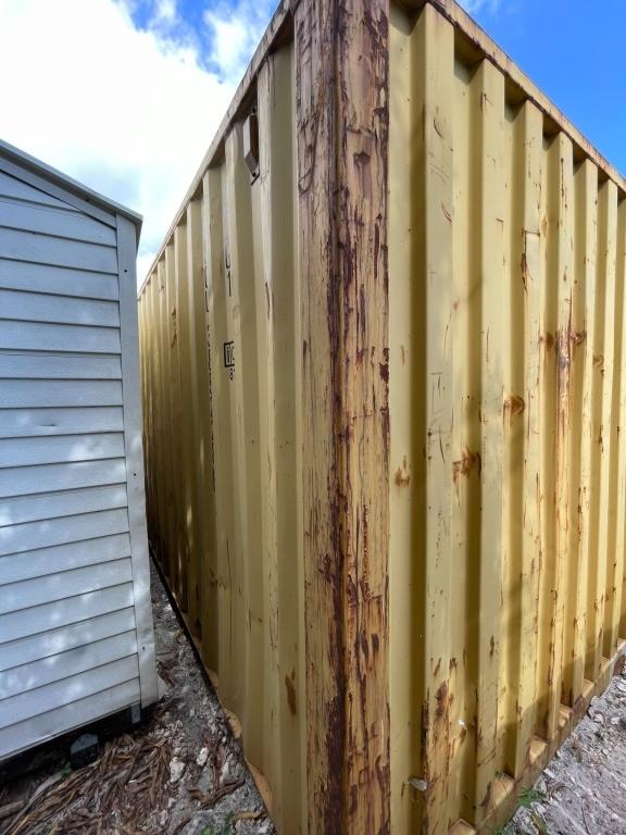 20' SHIPPING CONTAINER MANUFACTURER CIMC, YEAR 2004