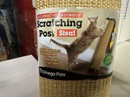 OMEGA PAW 19" SCRATCHING POST (NEW) (YOUR BID X QTY = TOTAL $)