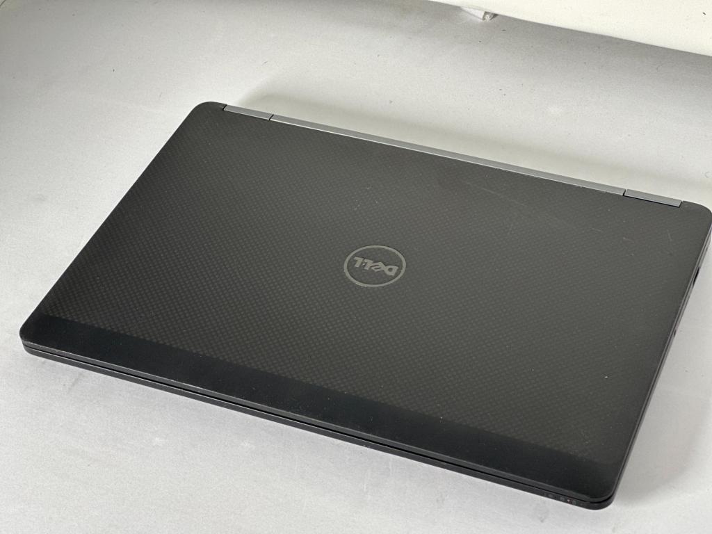 DELL LATITUDE E7470, CORE i5-6300U 8GB RAM, 256SSD