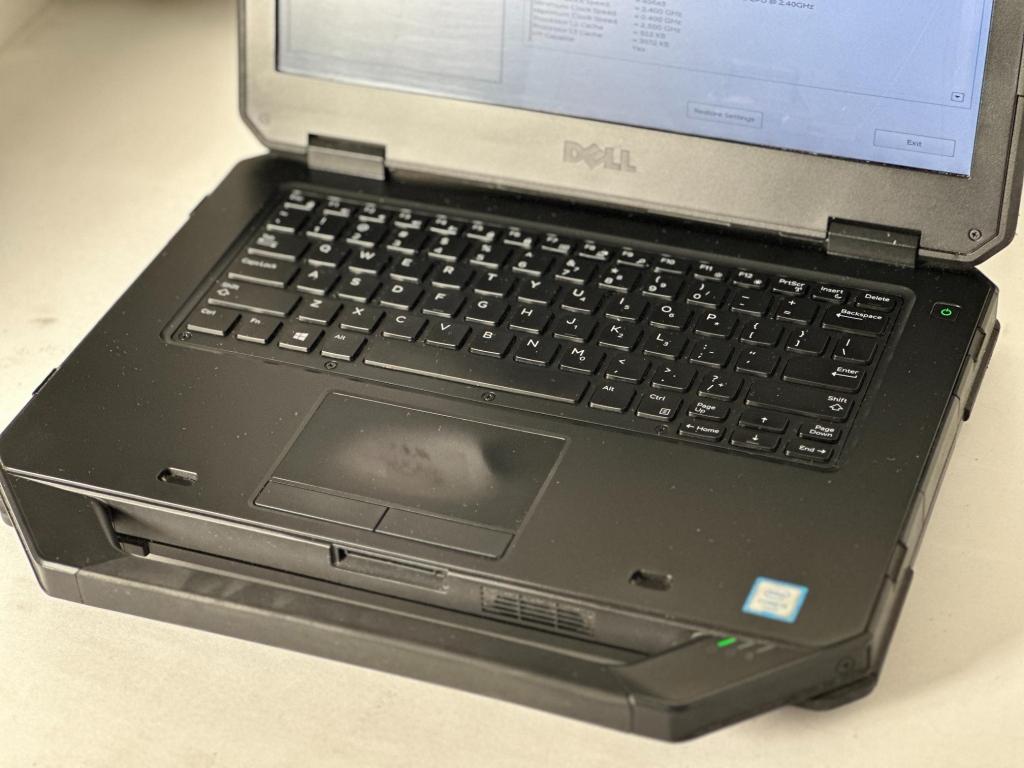 DELL LATITUDE 5414 RUGGED CORE i5 6TH 16GB 512GB