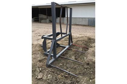 4 Prong Payloader bale spear