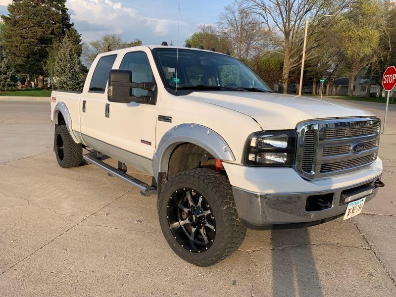 2005 Ford F-350 Lariat Super Duty Pickup