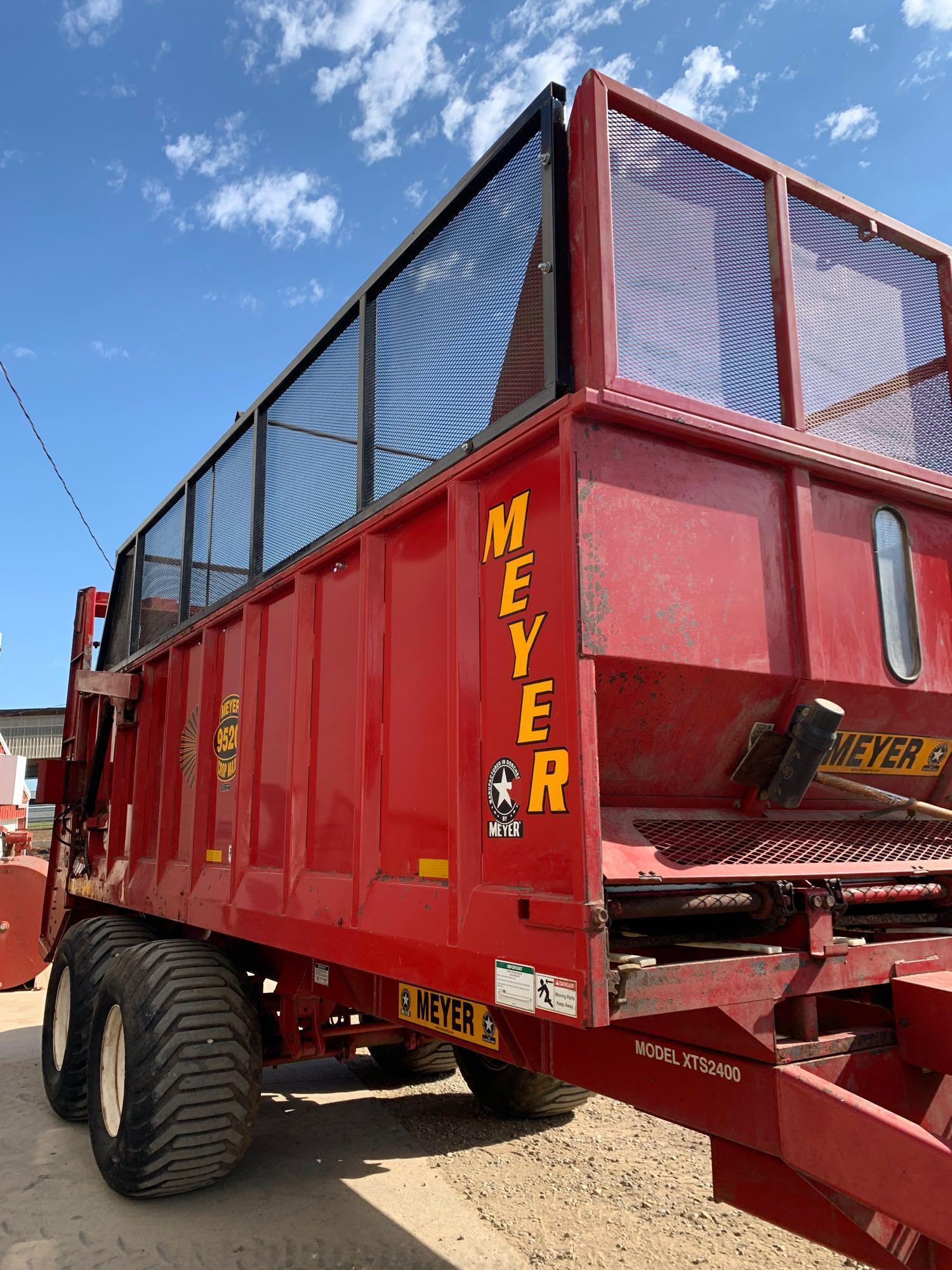 2016 Meyer 9520 20ft Manure Spreader