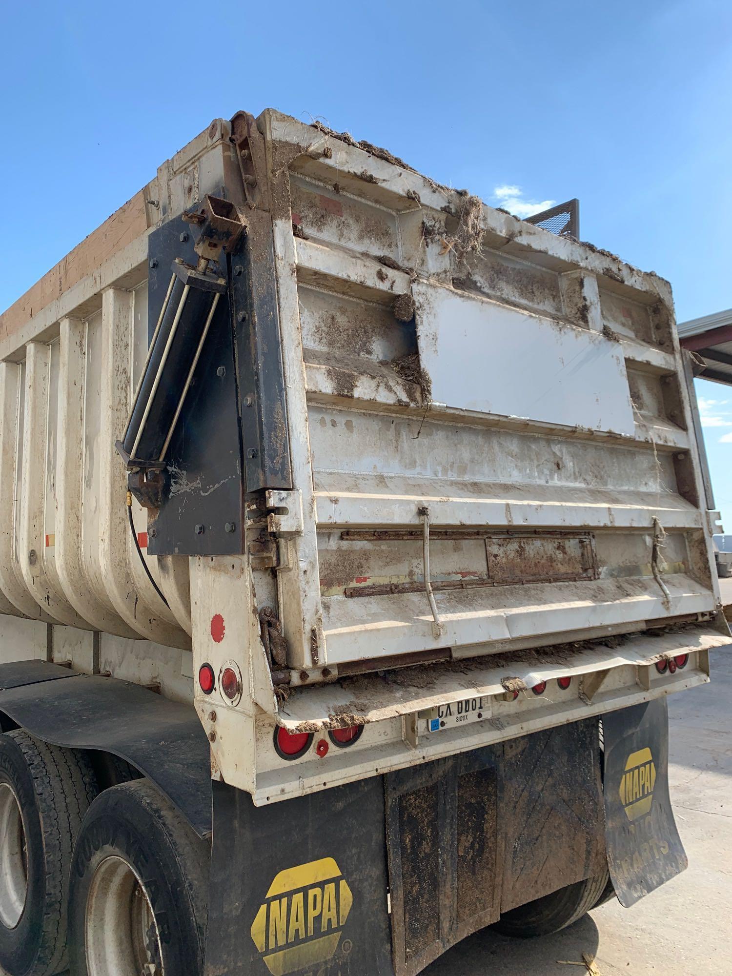 1984 Fruehauf 28ft End Dump Semi Trailer