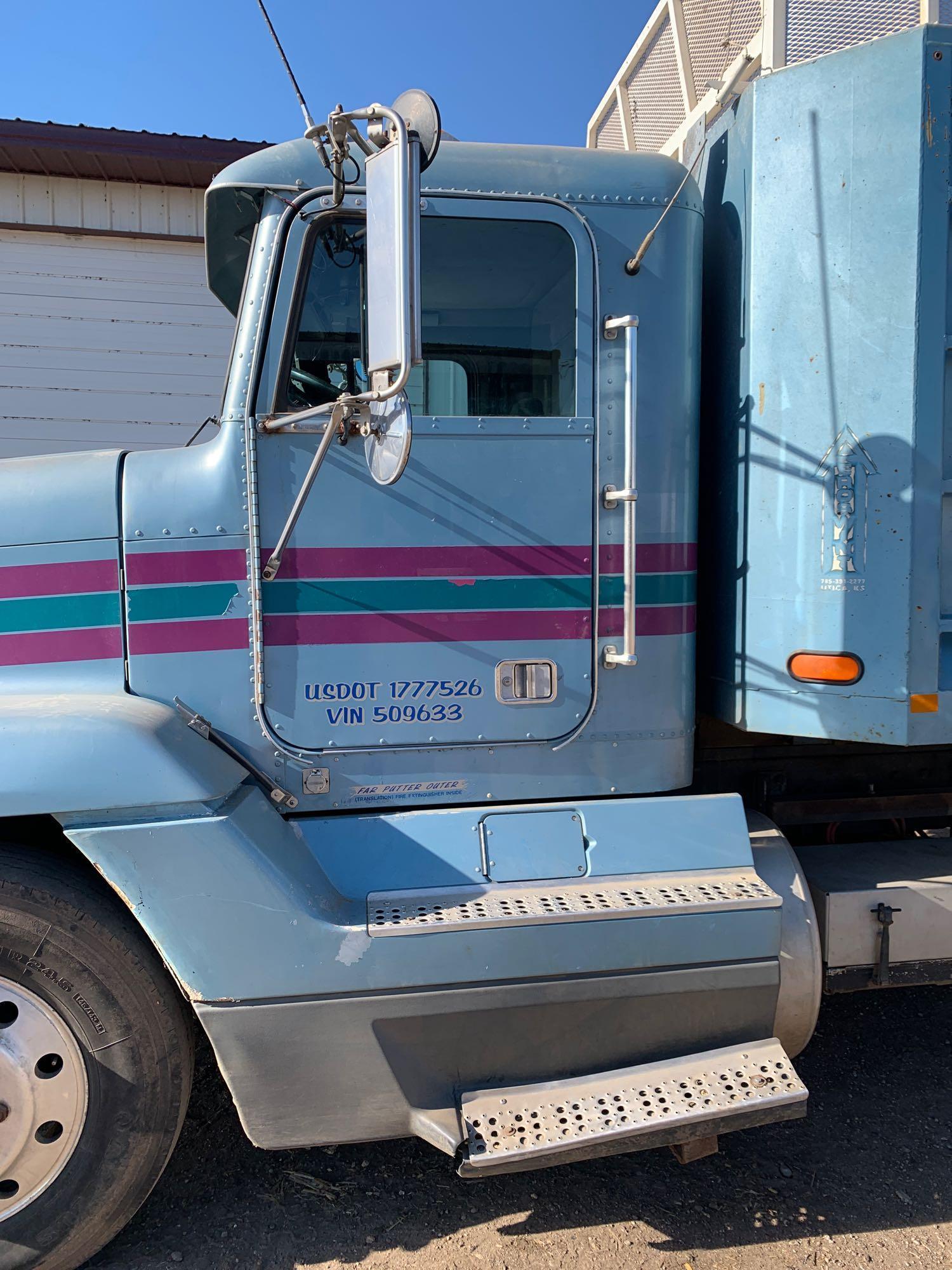 1991 Freightliner FLD120 Straight Truck