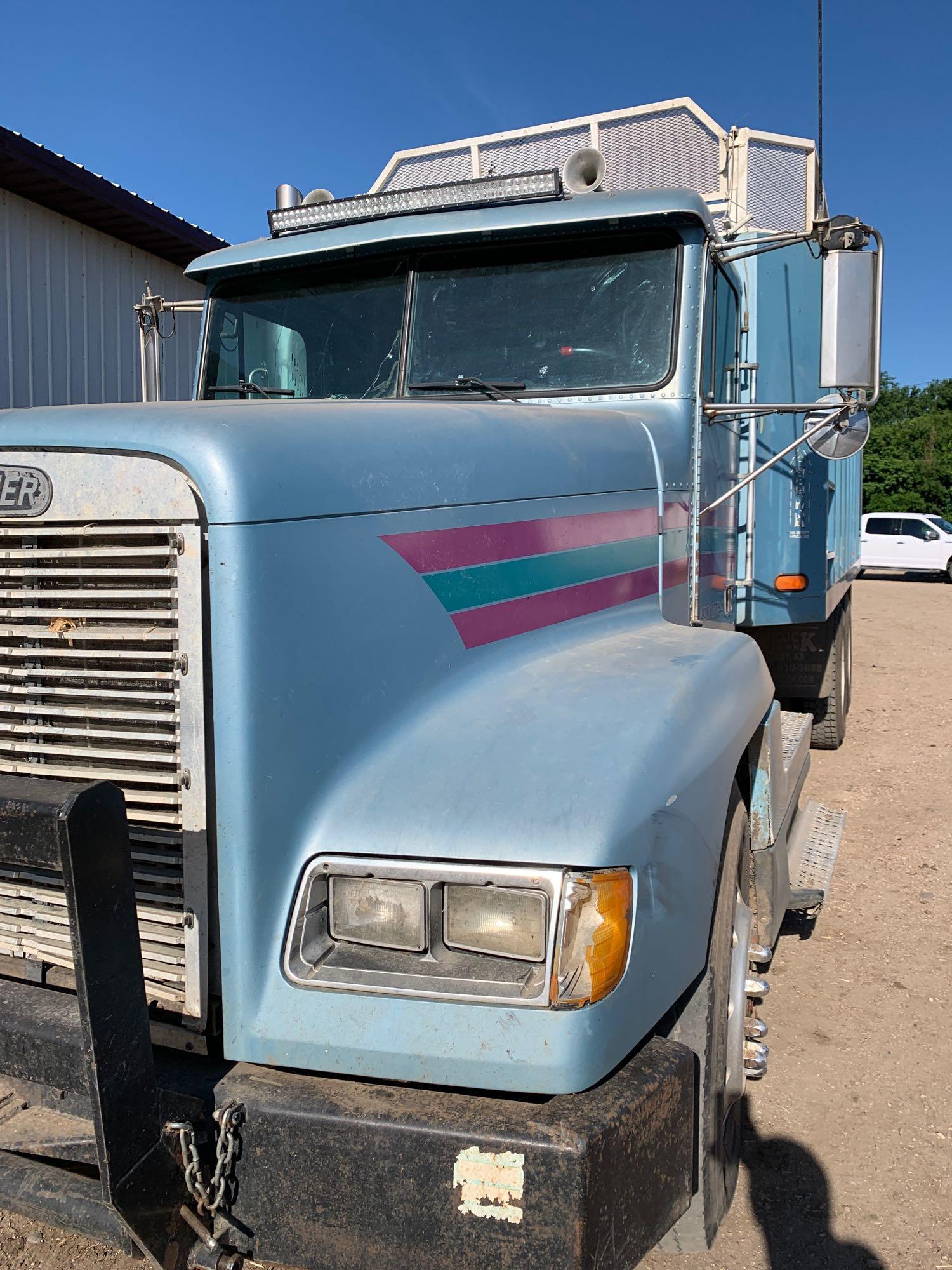 1991 Freightliner FLD120 Straight Truck