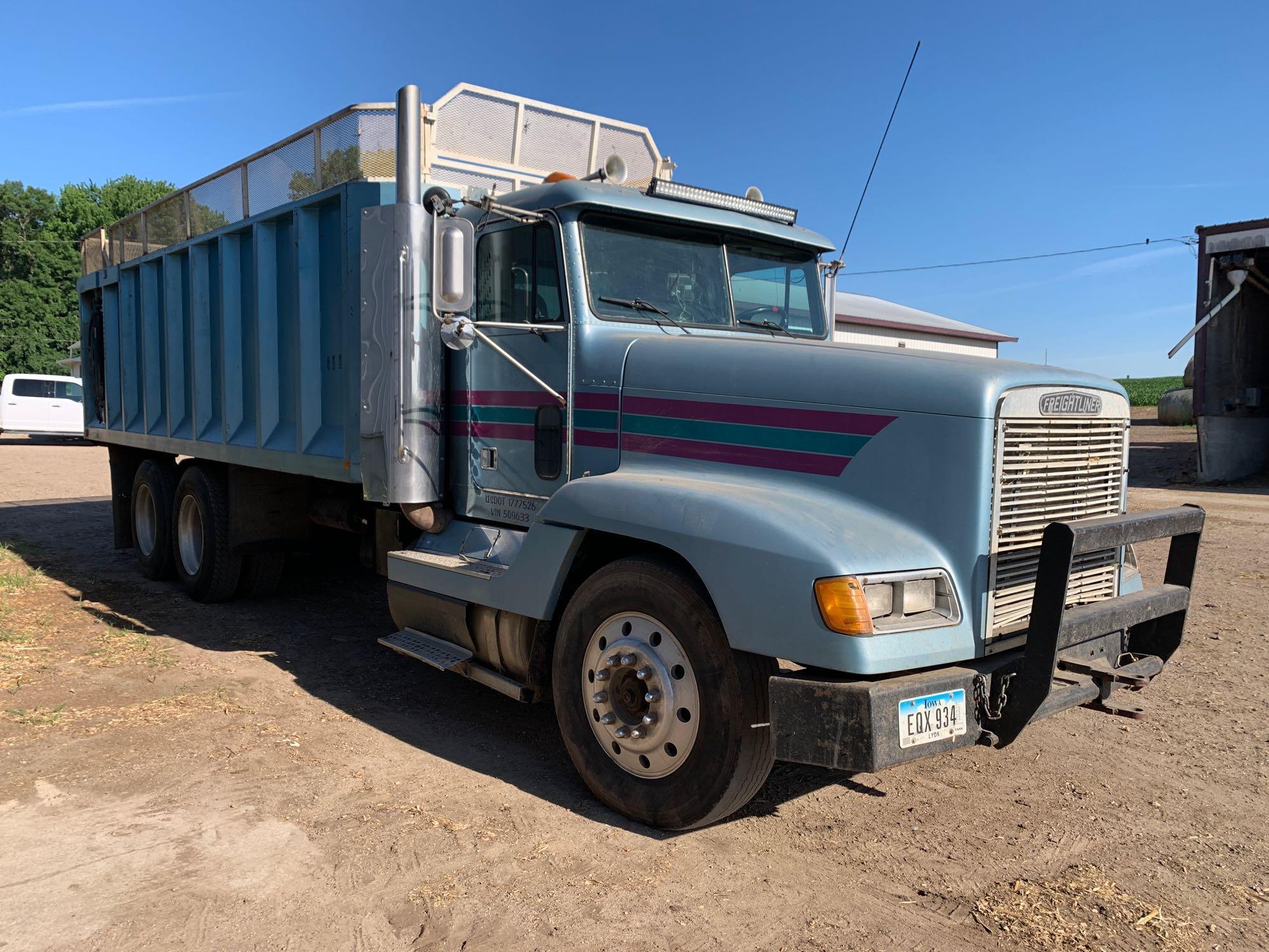 1991 Freightliner FLD120 Straight Truck