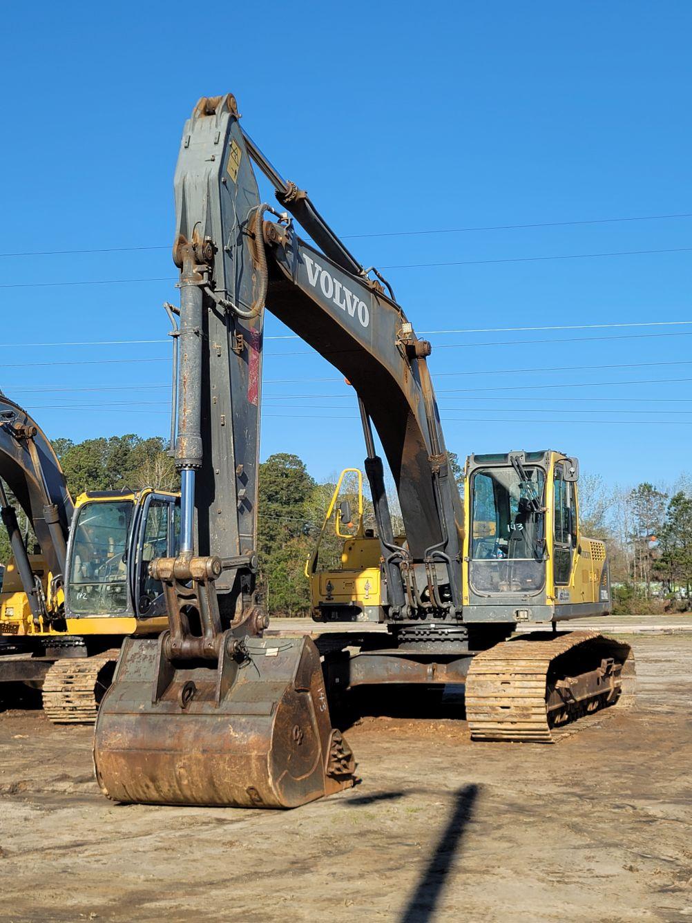 2006 VOLVO EC290 Excavator, As of June 30,2022 8000hrs,   S/N: EC2908B80008